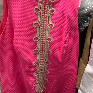 Lily Pullitzer shift dress in like new condition. Pink with gold trim